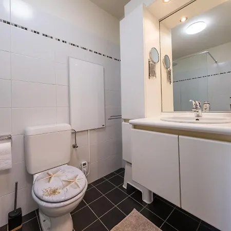 Ground Floor With Large Garden * Middelkerke