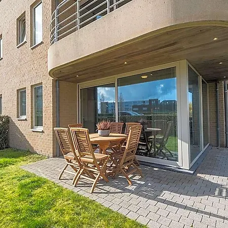 Ground Floor With Large Garden Middelkerke
